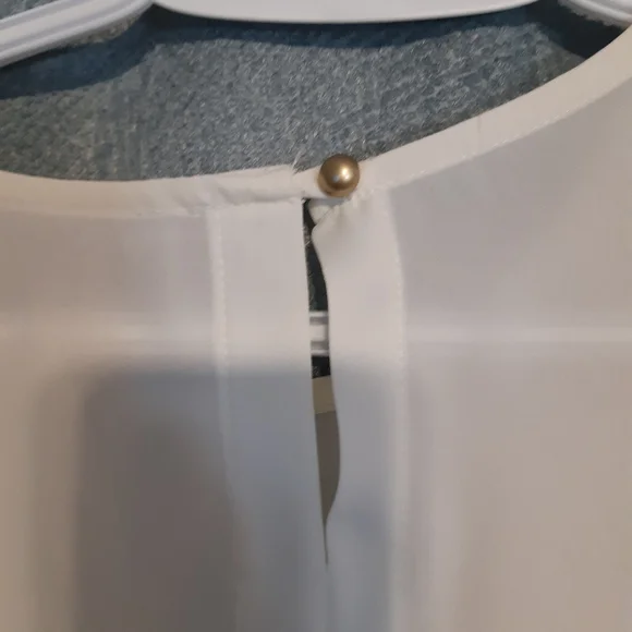 Blouse - Picture 4 of 5